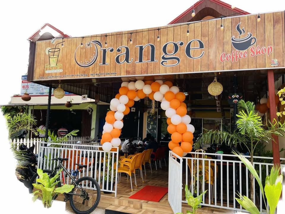 Orange Fresh Juice Bar